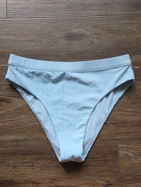 Nwot Roxy High-Cut Ribbed Bikini Bottom - Light Blue Size Medium